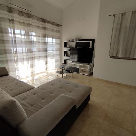 Apartmani Bakran โลปาร์ ภายนอก รูปภาพ