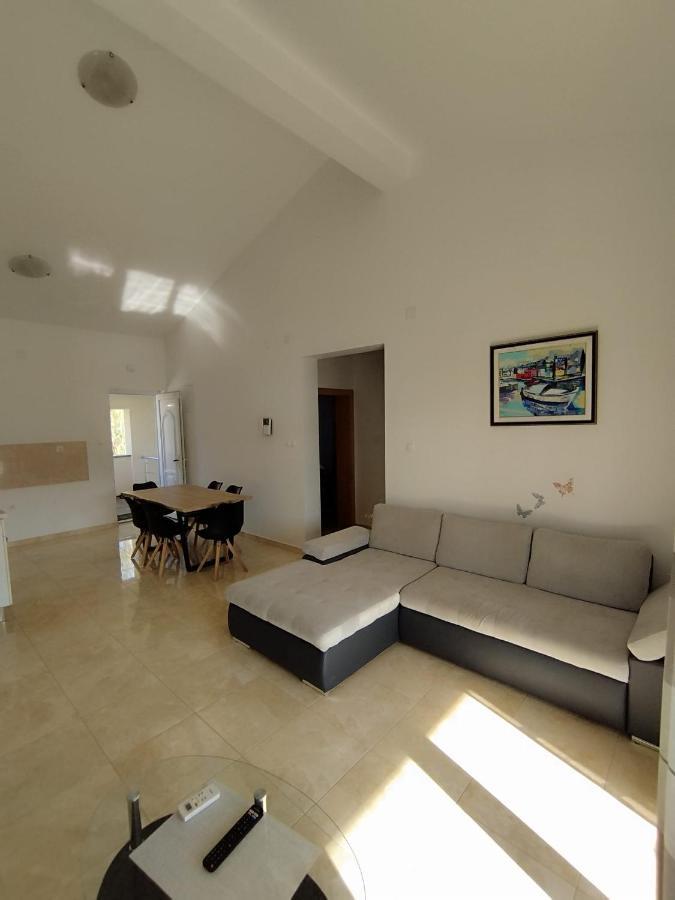 Apartmani Bakran โลปาร์ ภายนอก รูปภาพ