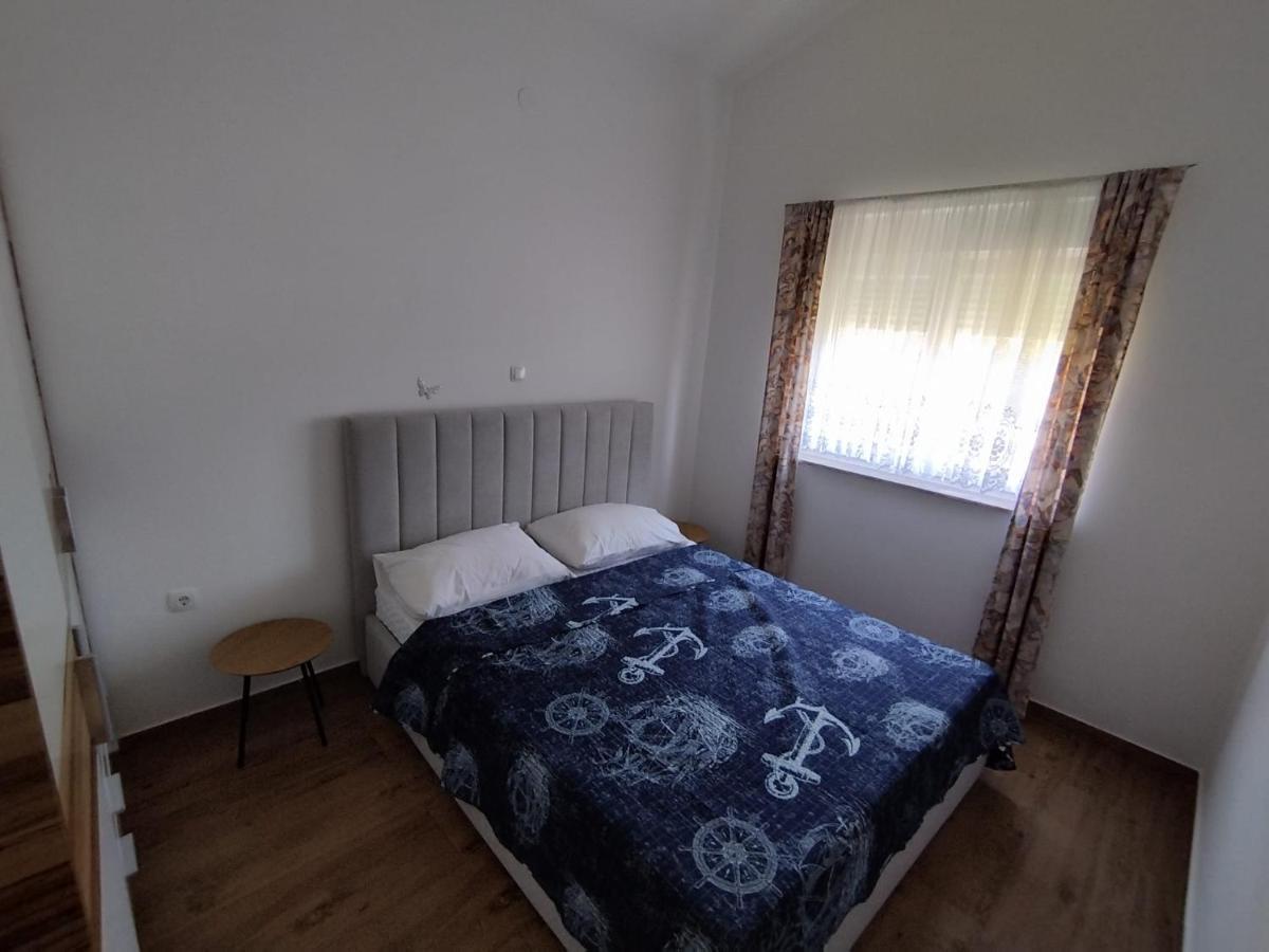 Apartmani Bakran โลปาร์ ภายนอก รูปภาพ