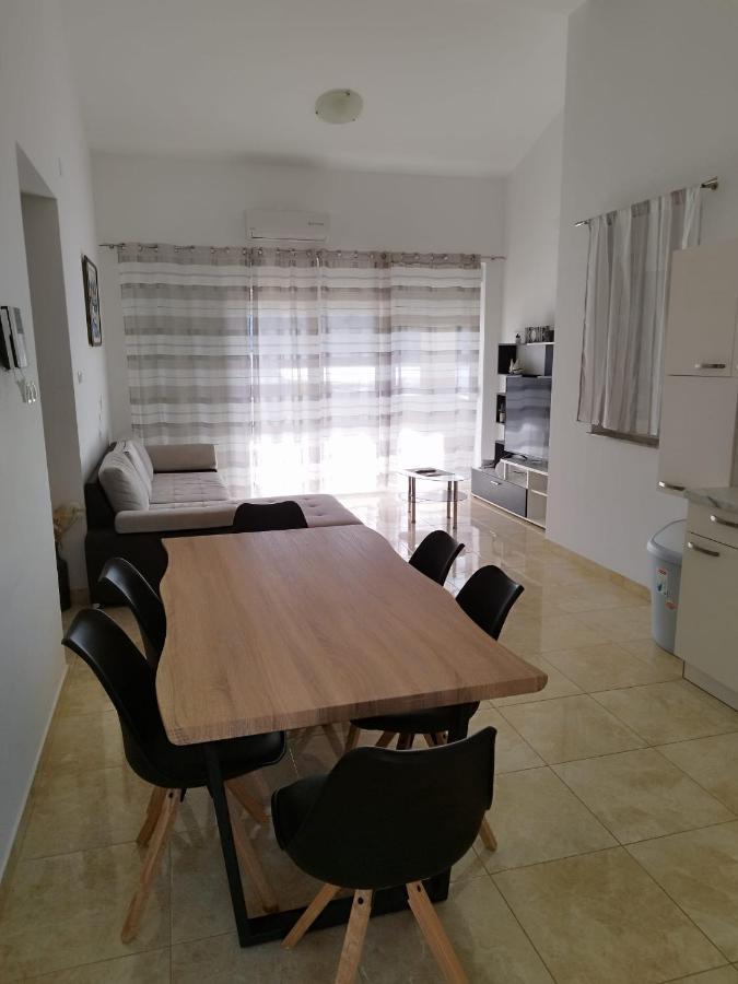 Apartmani Bakran โลปาร์ ภายนอก รูปภาพ
